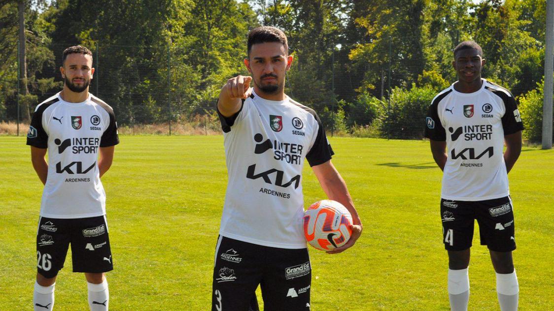 Football National. Le CS Sedan Ardennes devoile son maillot exterieur